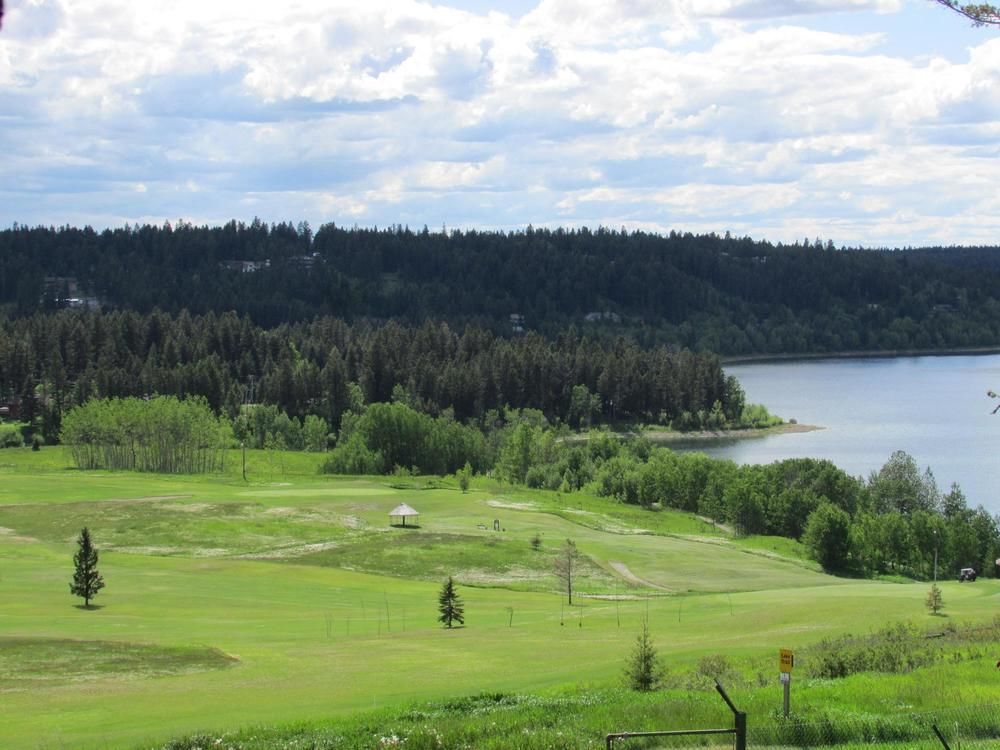 The 108 Golf Resort 108 Mile Ranch Exterior photo